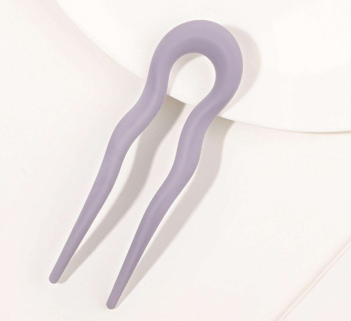Large wavy acrylic hair fork