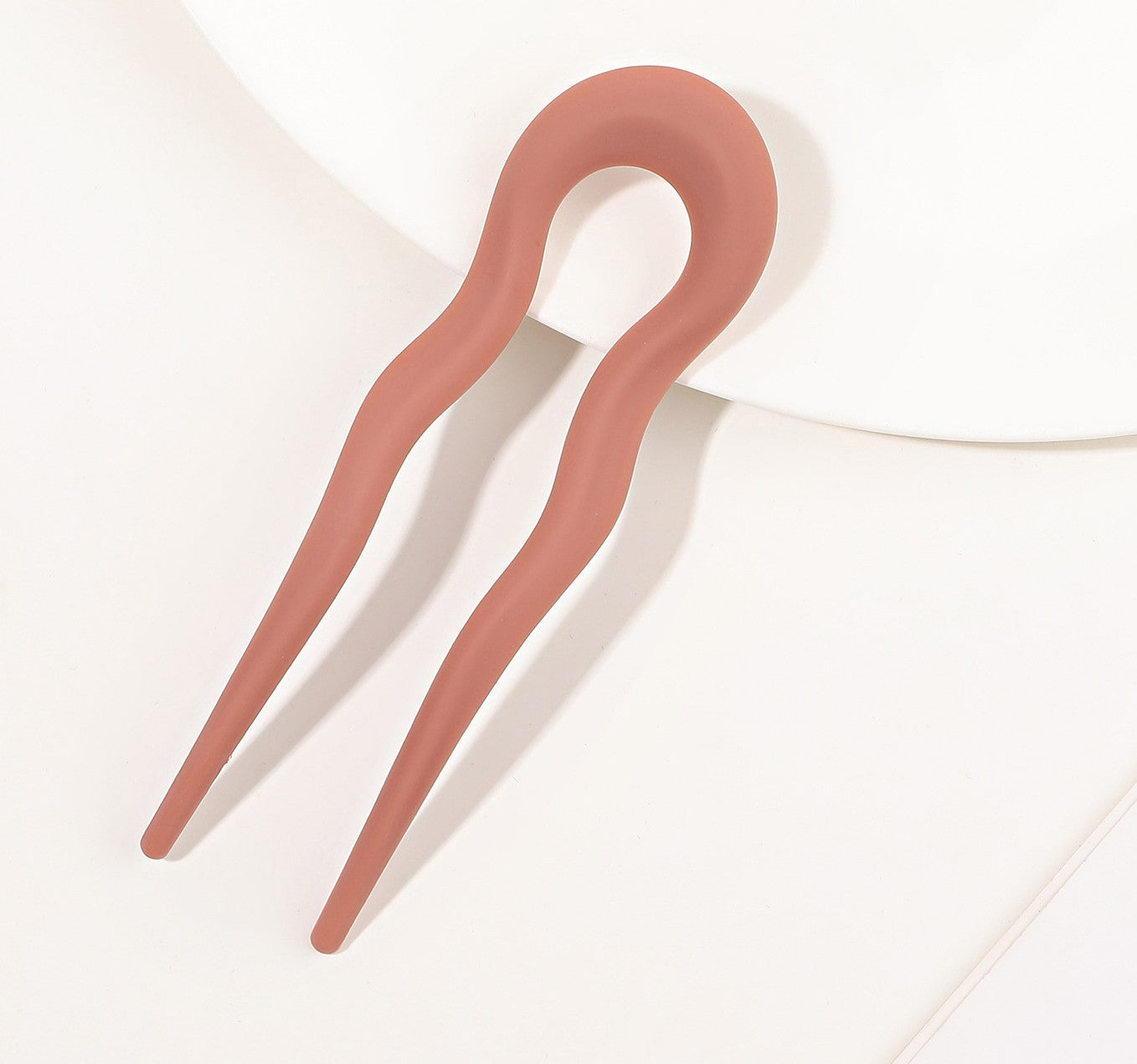 Large wavy acrylic hair fork
