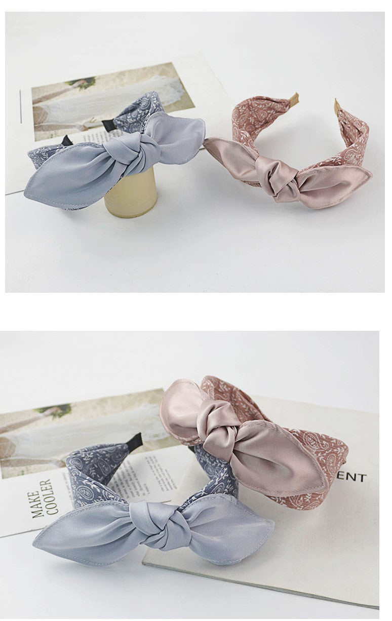 Paisley patterned headband with bow