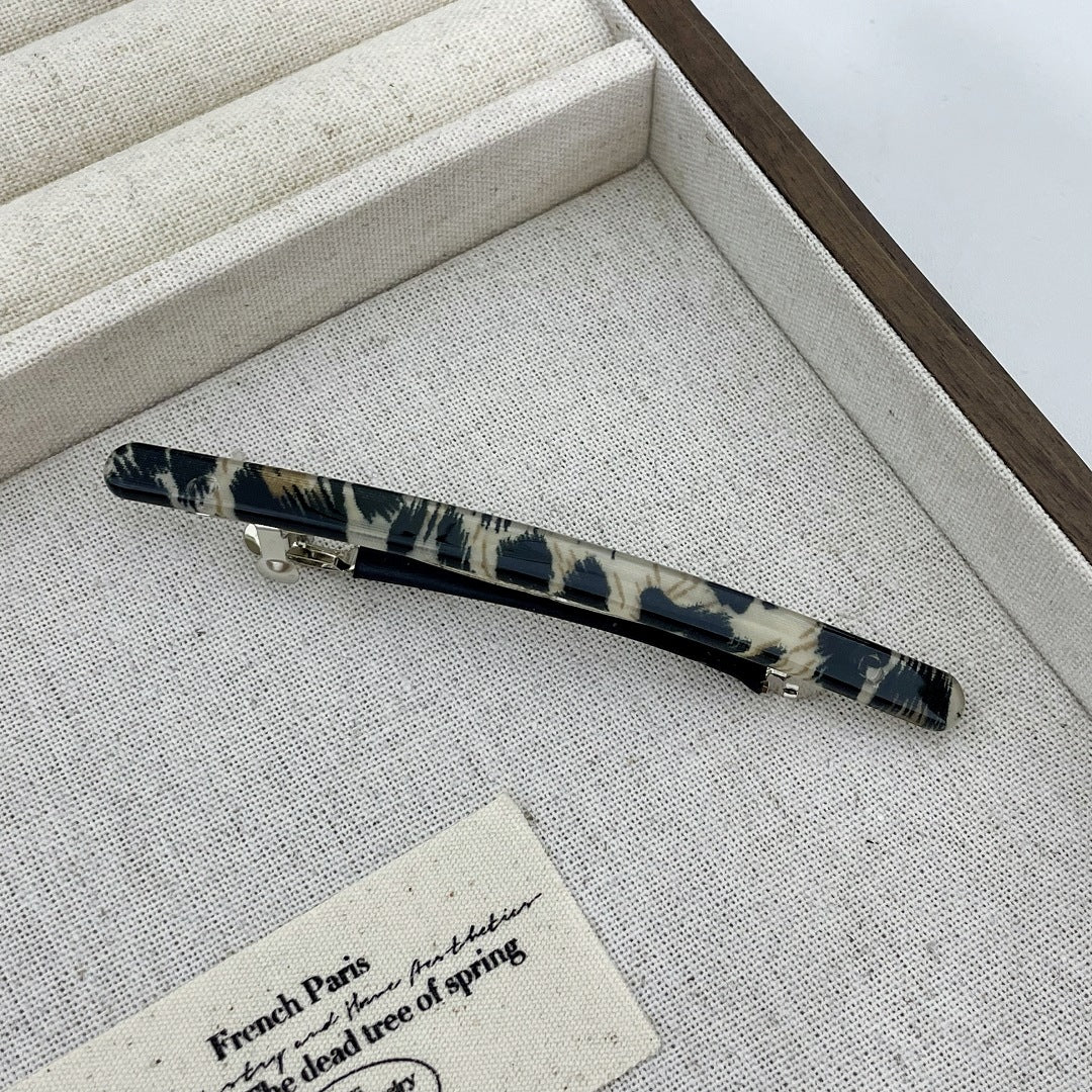 Super slim resin hair barrette