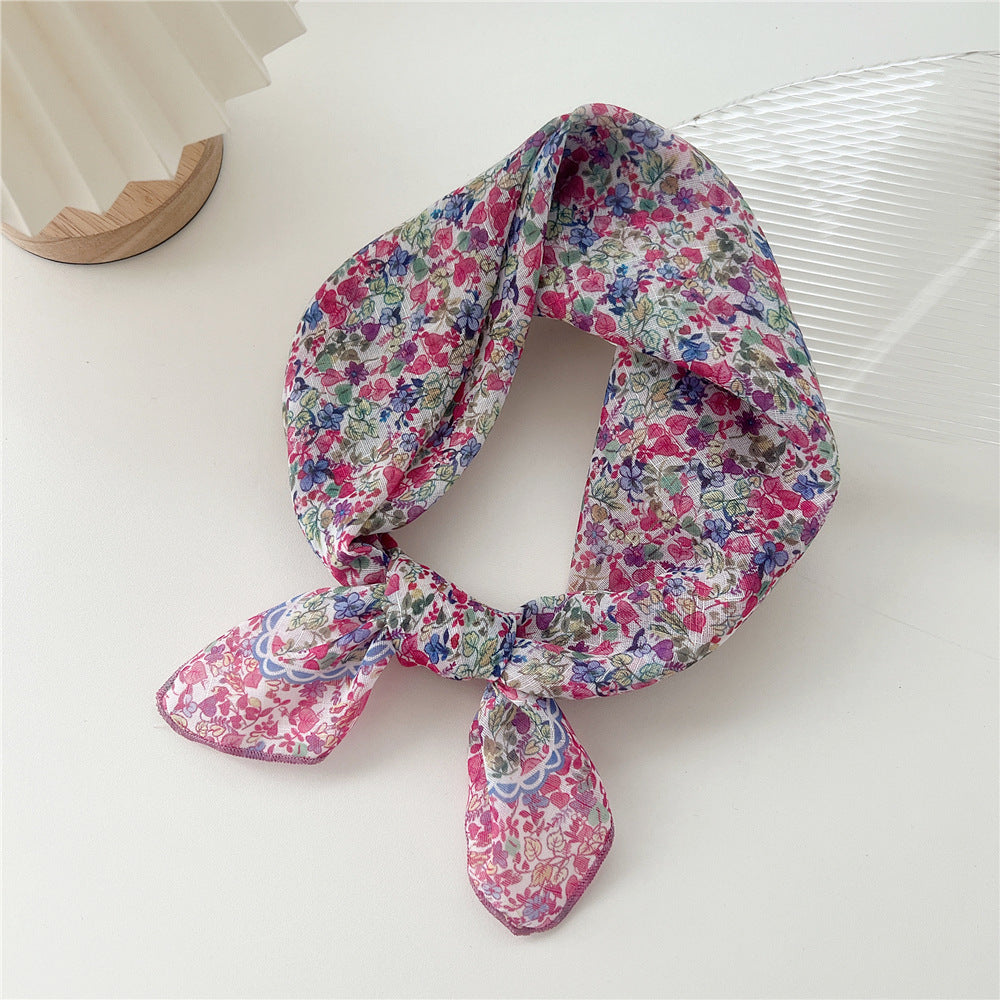 Multicoloured country flowers print square scarf
