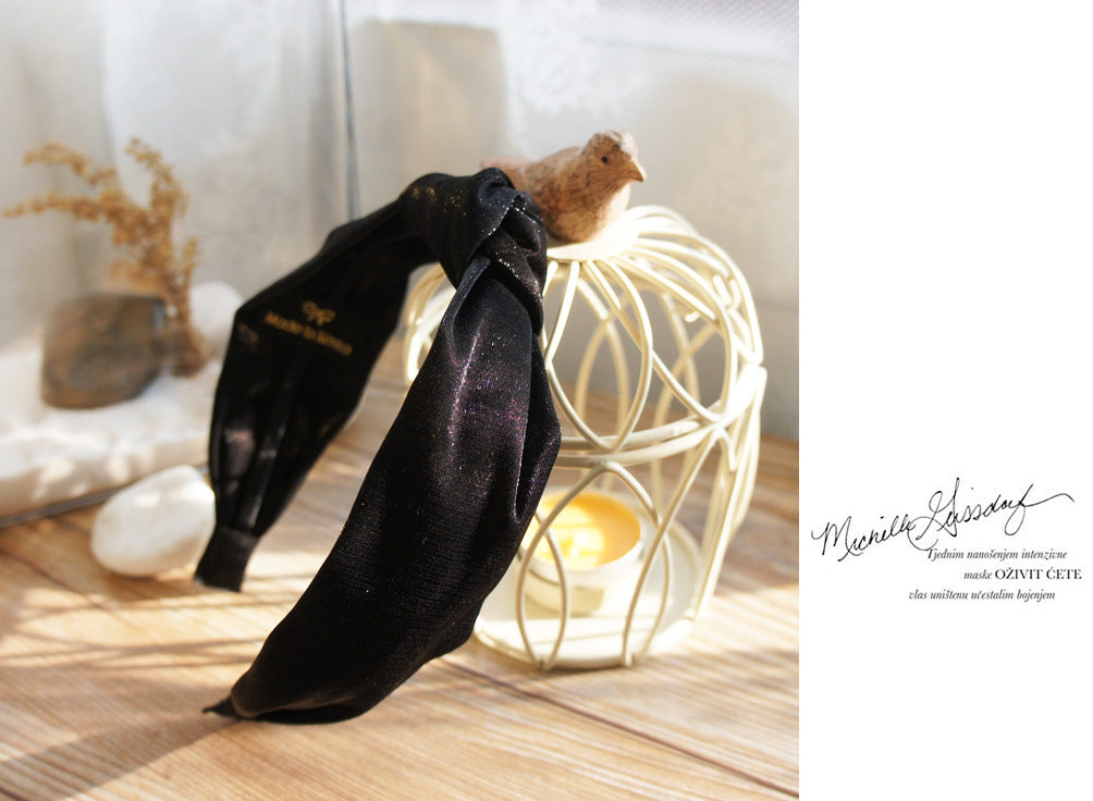 Plain colour light weight knotted headband