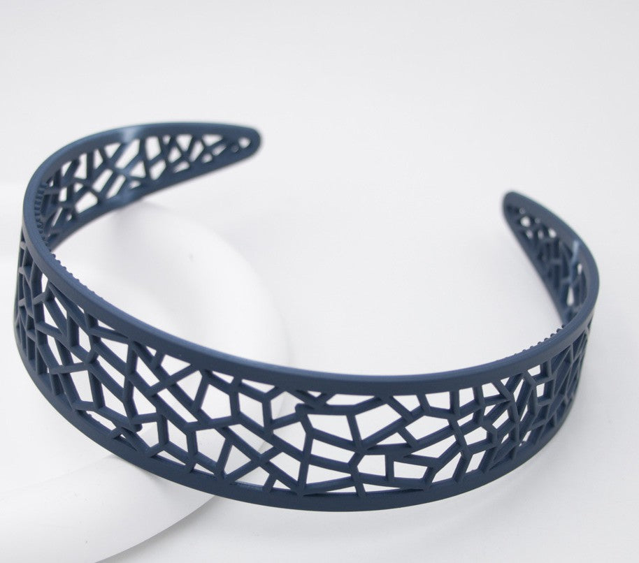 Hollow acrylic headband
