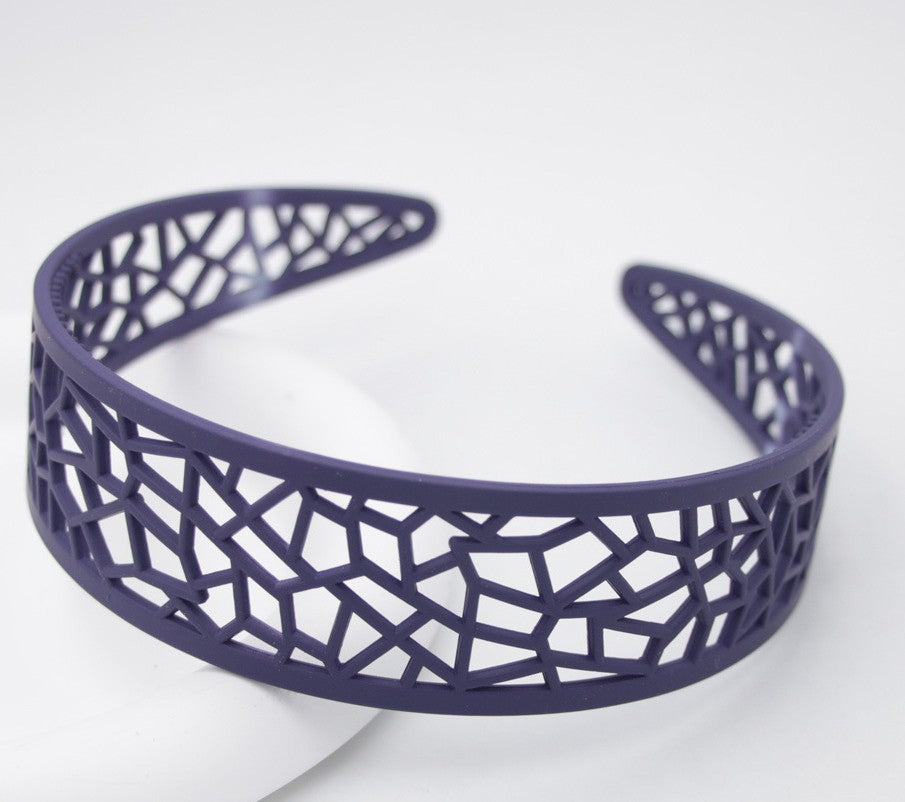 Hollow acrylic headband