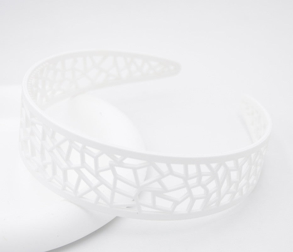 Hollow acrylic headband
