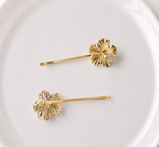 Metallic flower hair slides