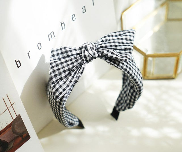Gingham headband with wired bow
