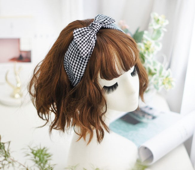 Gingham headband with wired bow