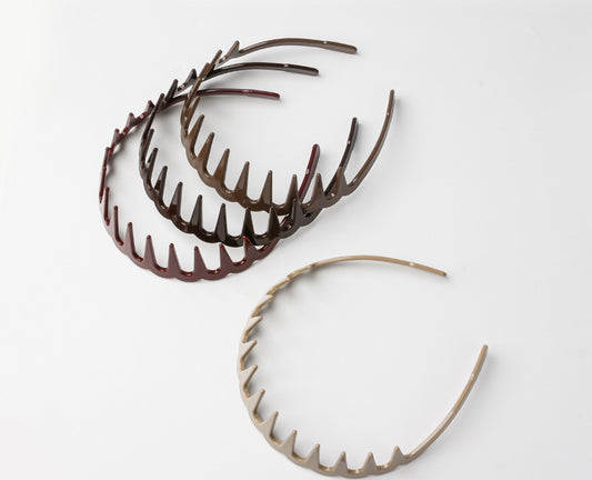 Resin headband with long teeth