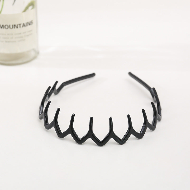 Wavy edge acrylic headband with teeth