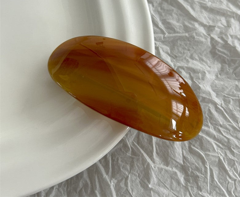 Large oval resin hair barrette