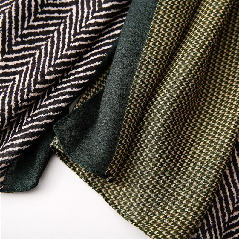 Mixed waves and houndstooth print long scarf