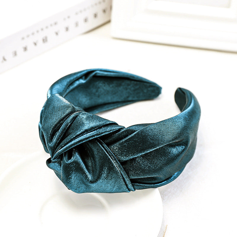 Glossy large knotted headband