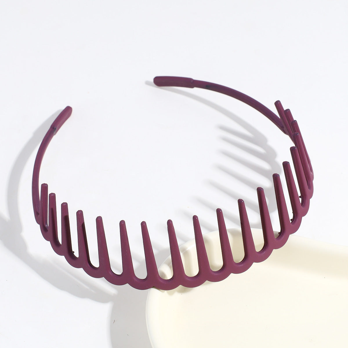 Acrylic headband with long teeth