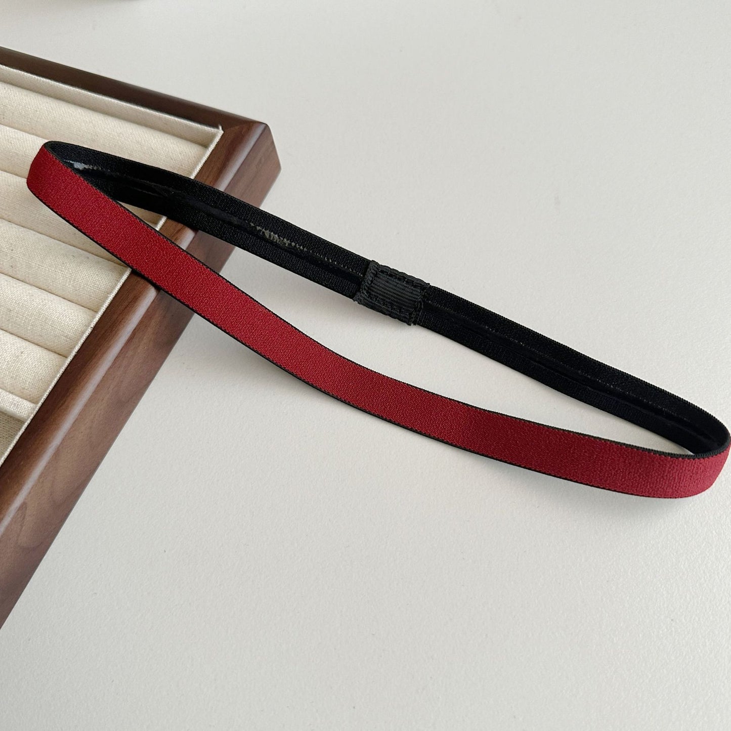 1.3cm wide non-slip sporty elastic hair band