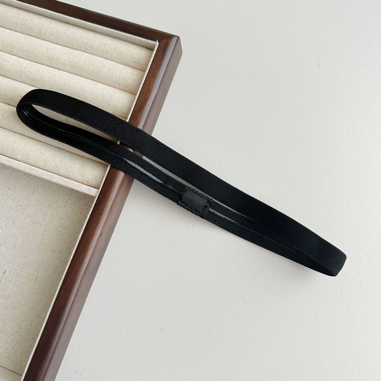 1.3cm wide non-slip sporty elastic hair band