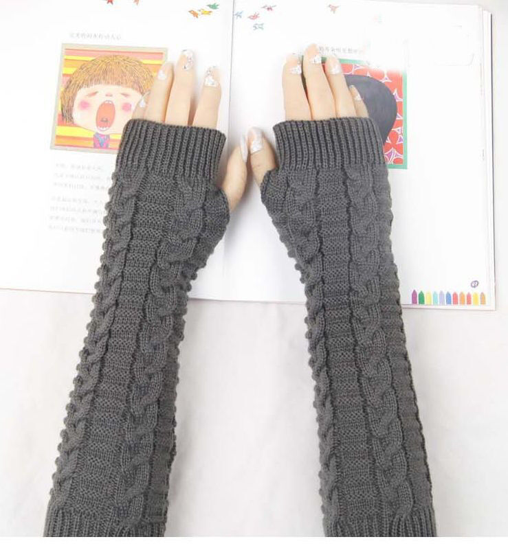 Patterned finger-less knitted long mittens / gloves