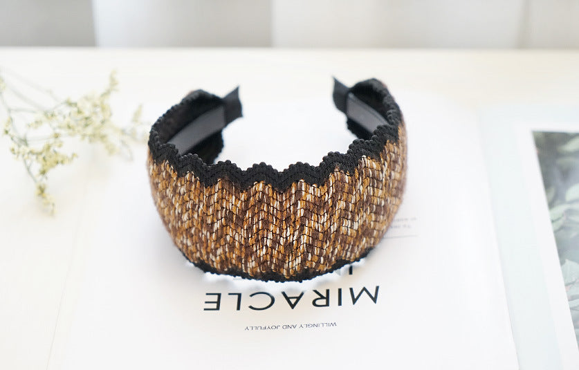 7.5cm-wide Floral edged knitted threads headband