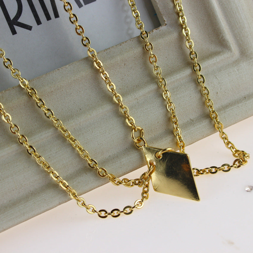Dangling-diamond petal golden head chain bulk