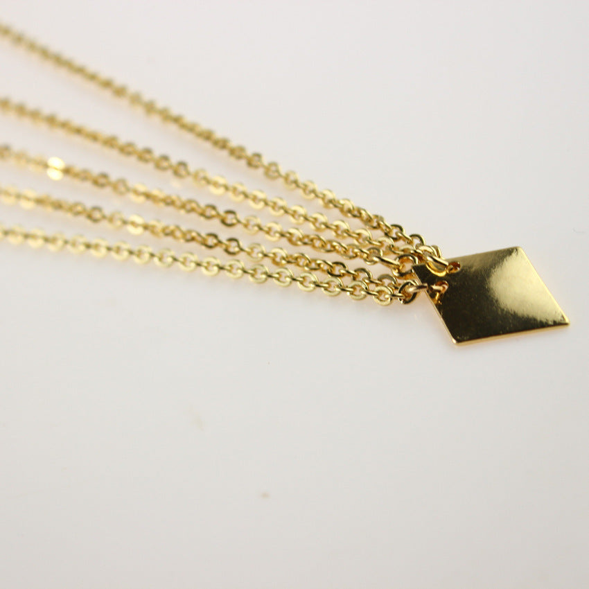 Dangling-diamond petal golden head chain bulk