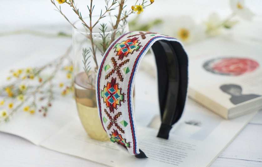5.2cm-wide bohemian style Embroidered pattern headband