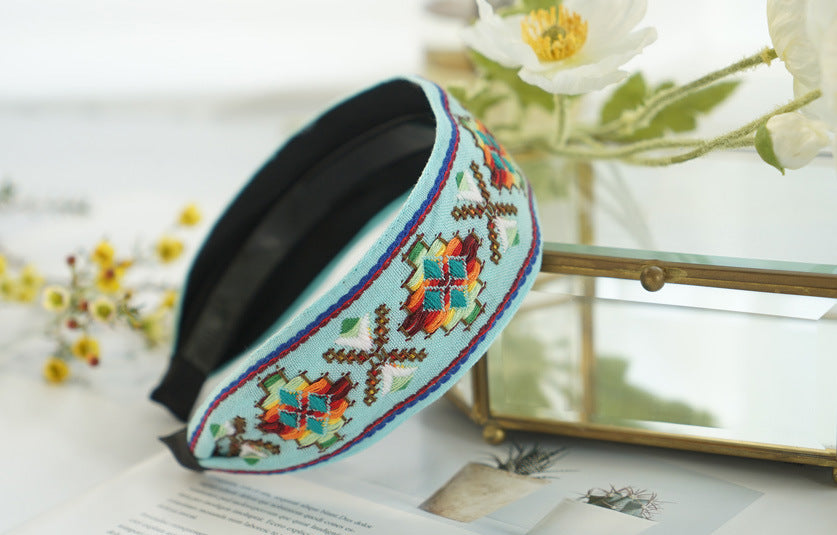 5.2cm-wide bohemian style Embroidered pattern headband