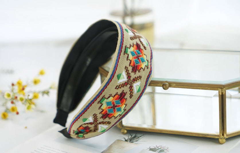 5.2cm-wide bohemian style Embroidered pattern headband