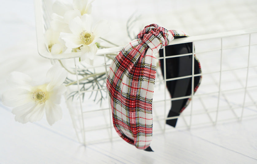 Plaids patterned knotted headband
