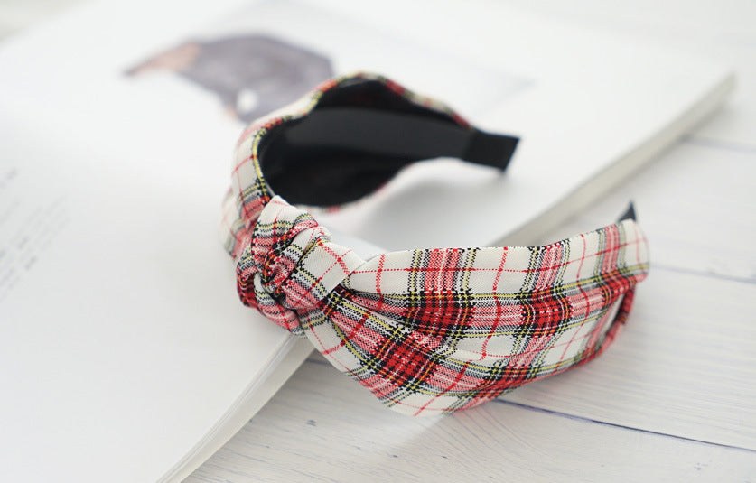 Plaids patterned knotted headband