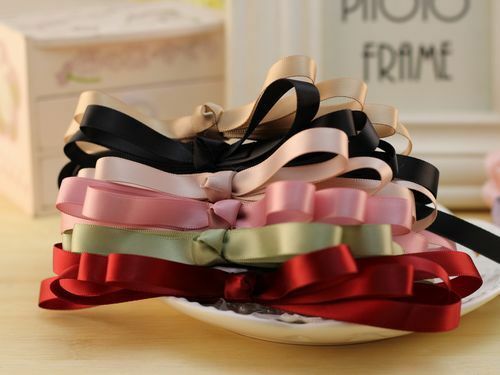 Multi-layered satin ribbon bow hair tie