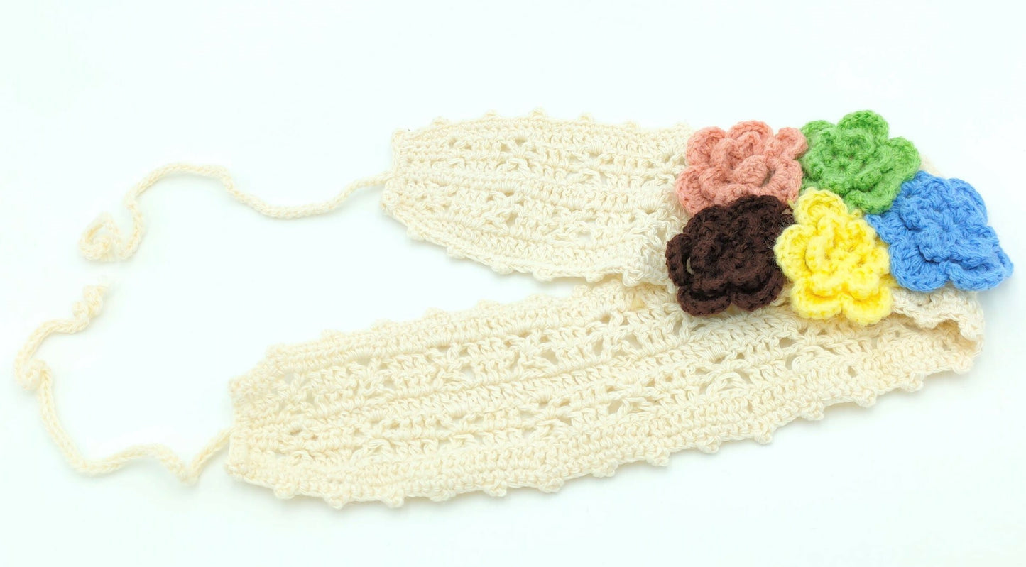 Crochet headband with flowers
