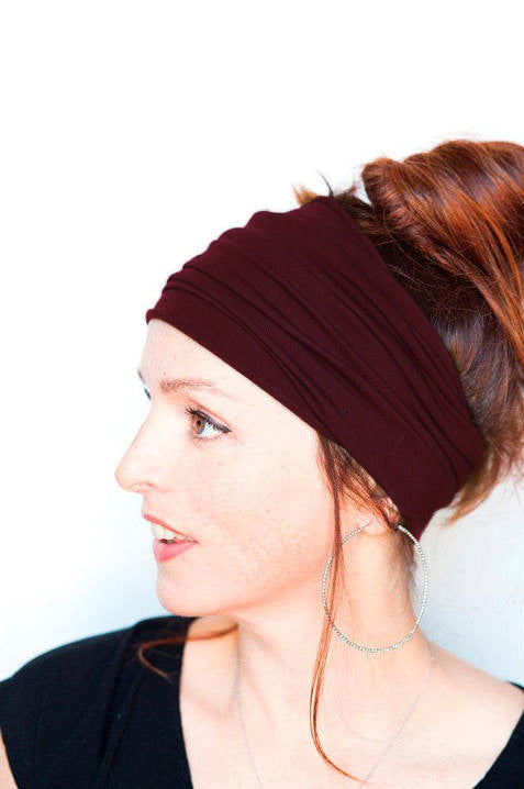 Solid colour multi-purpose seamless head wrap