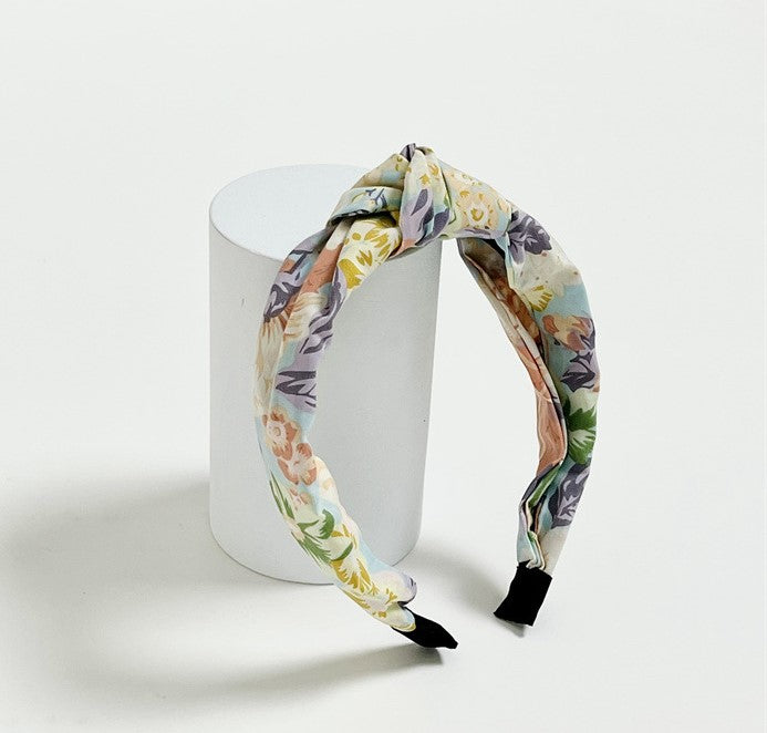 Floral knotted headband