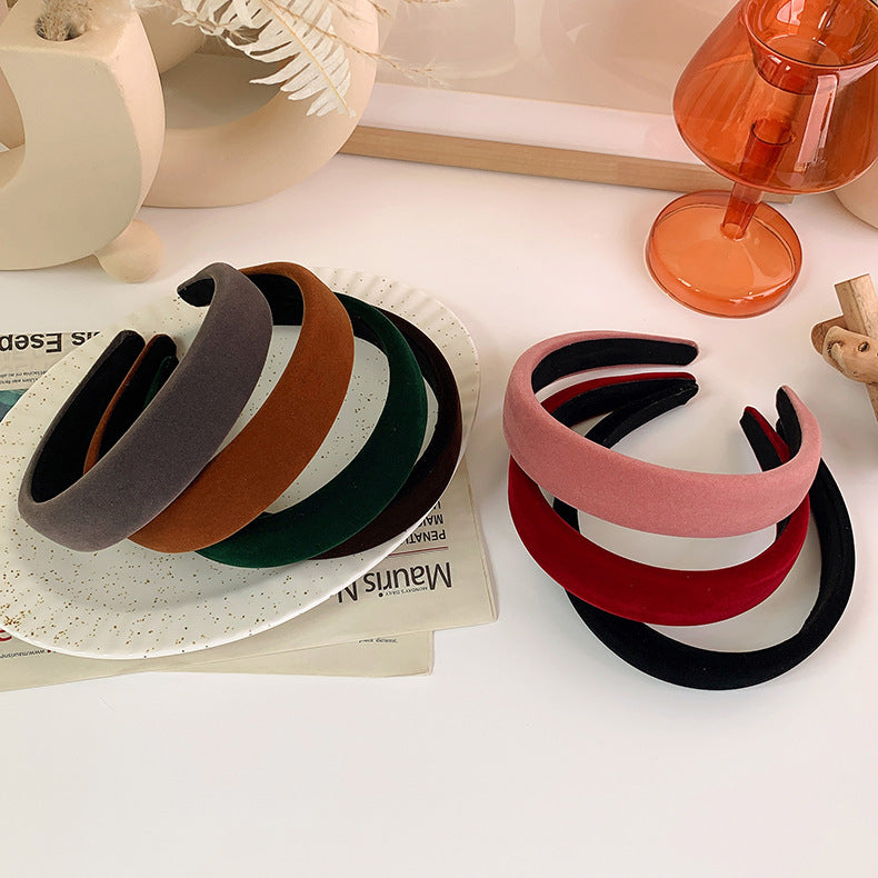 Thinly padded velvet headband