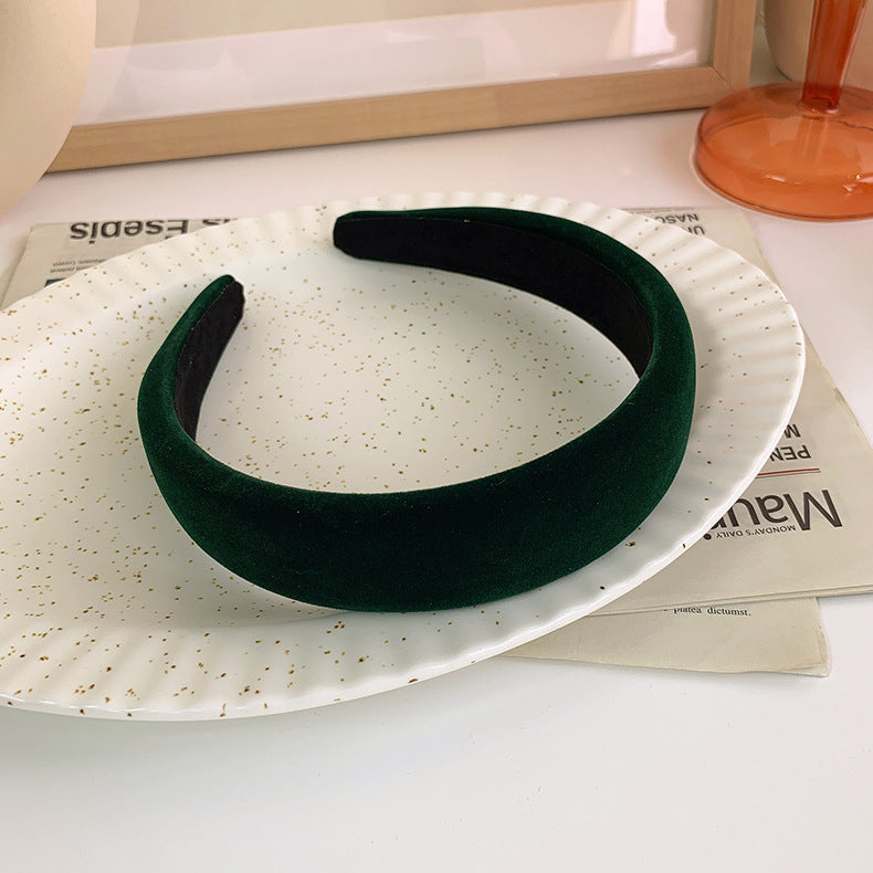 Thinly padded velvet headband