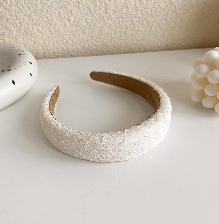 Plain colour crinkled padded headband