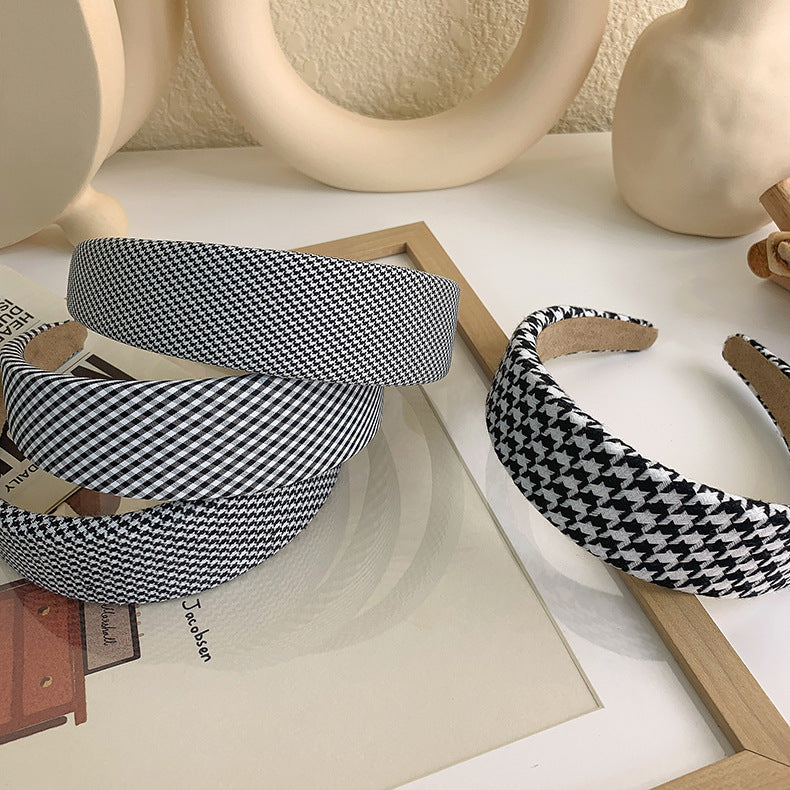 4cm-wide patterned headband in black white