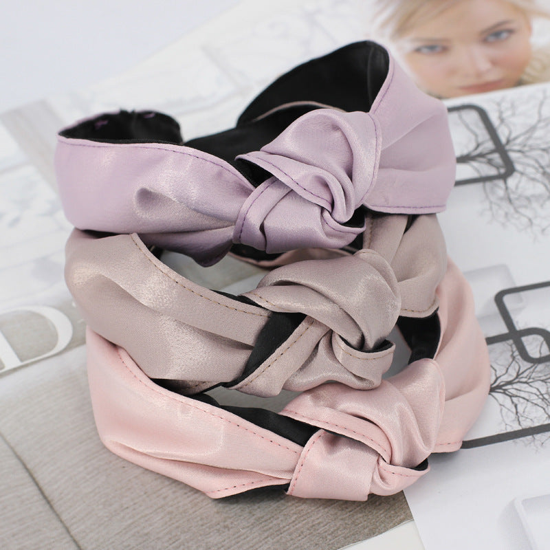 Glossy satin knotted headband