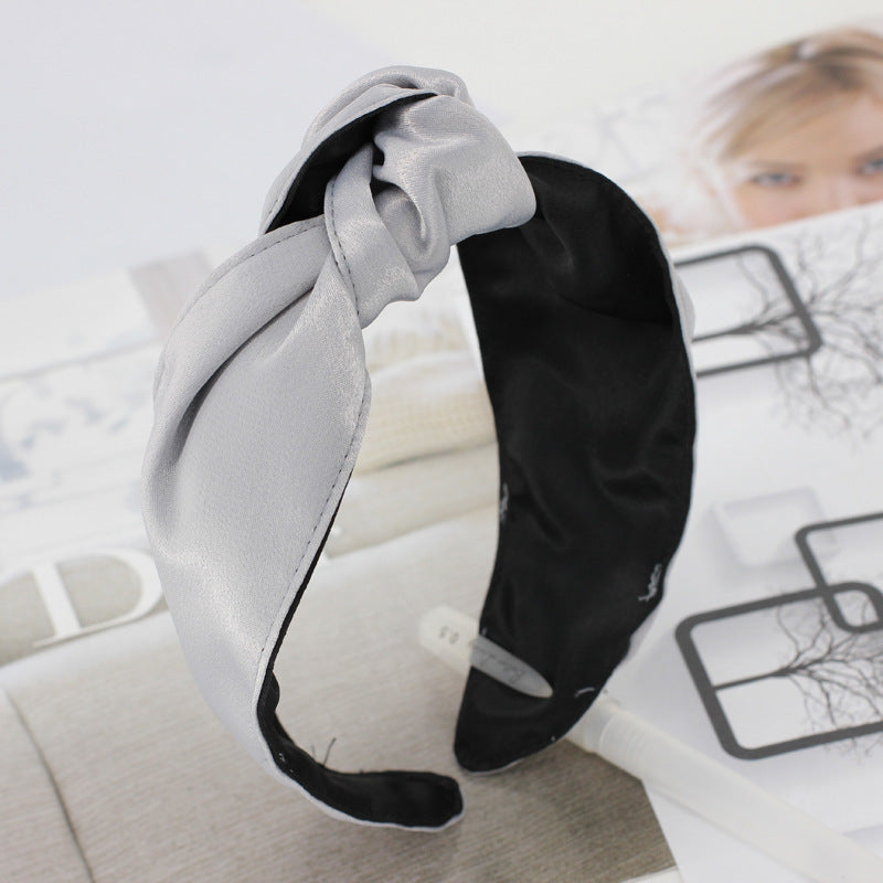 Glossy satin knotted headband