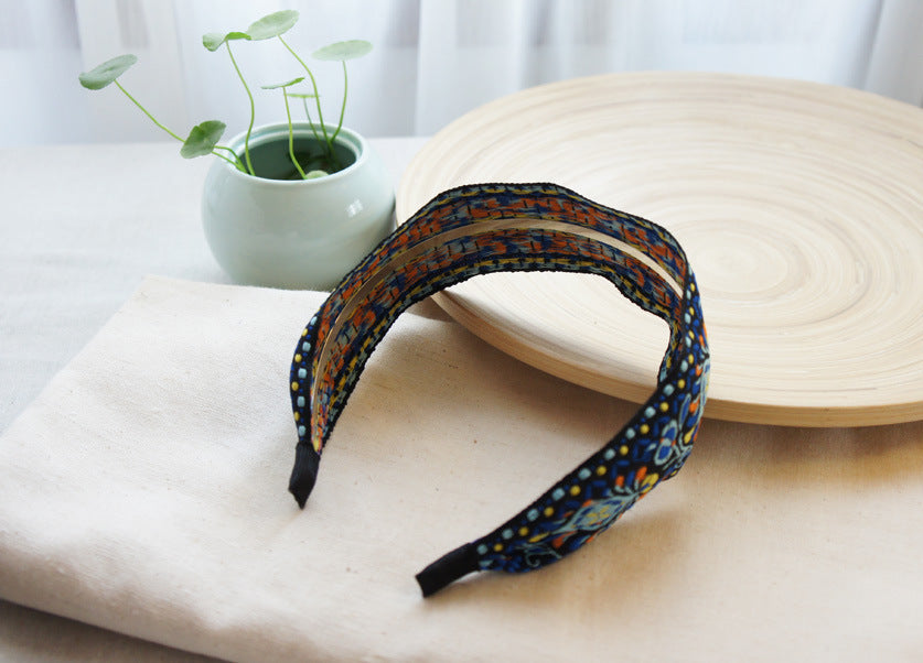 Embroidered floral headband
