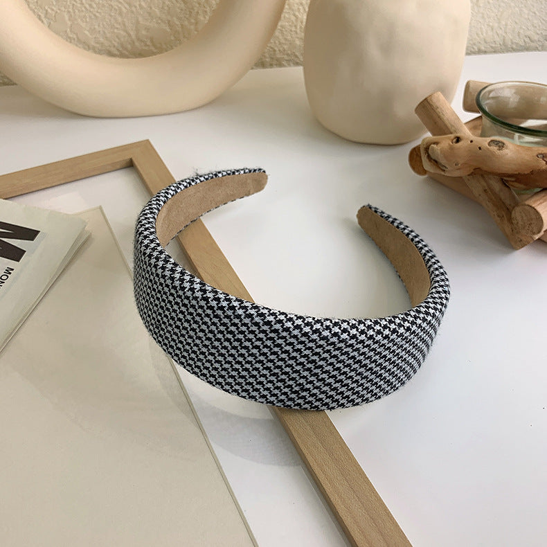 4cm-wide patterned headband in black white