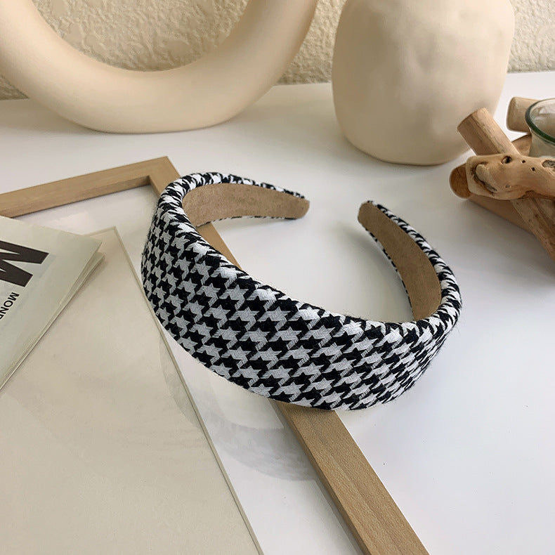 4cm-wide patterned headband in black white