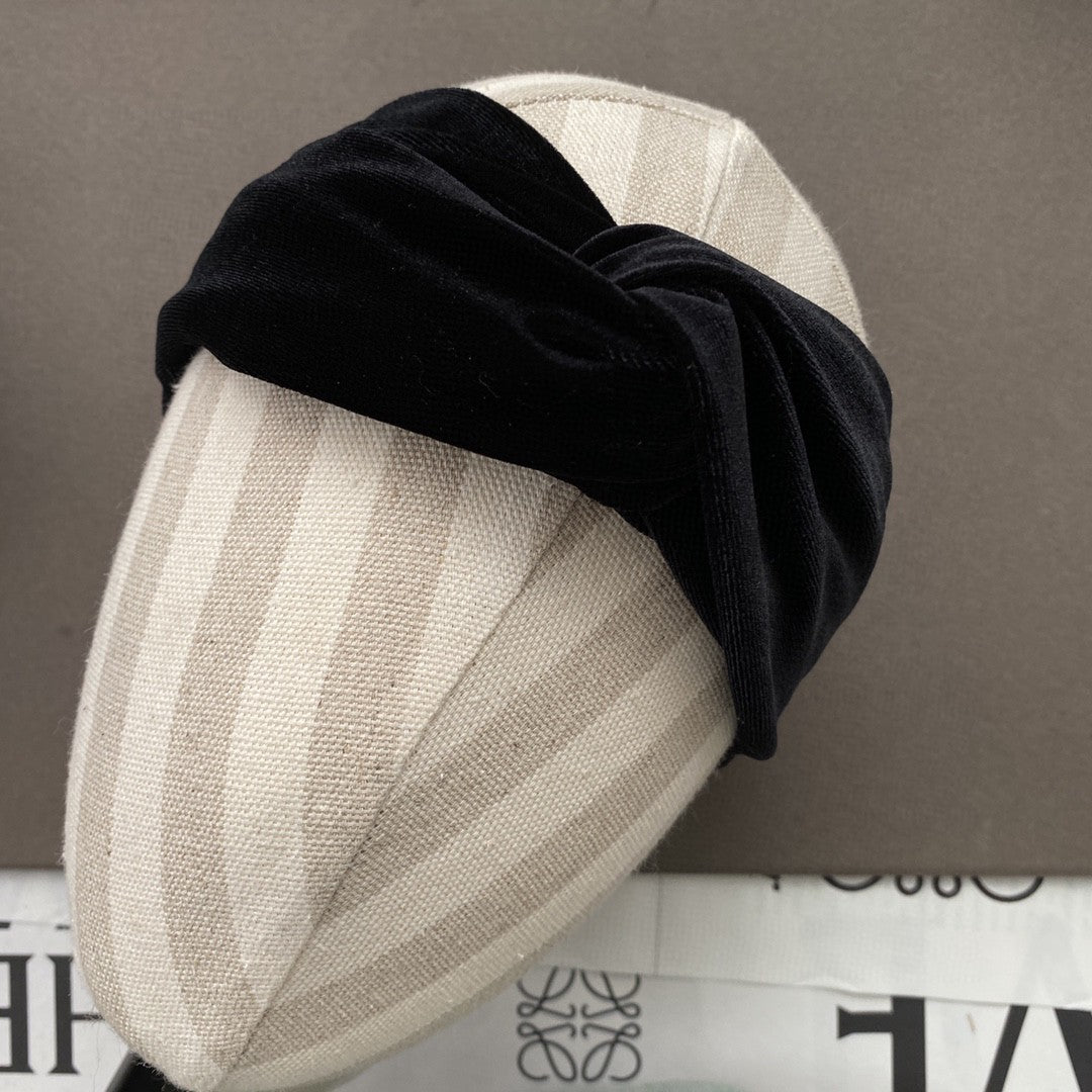 Twist front thick velvet headband