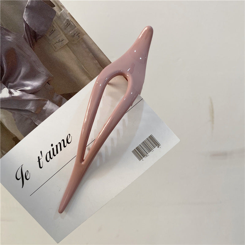 Smooth acrylic Ibis clip with teeth