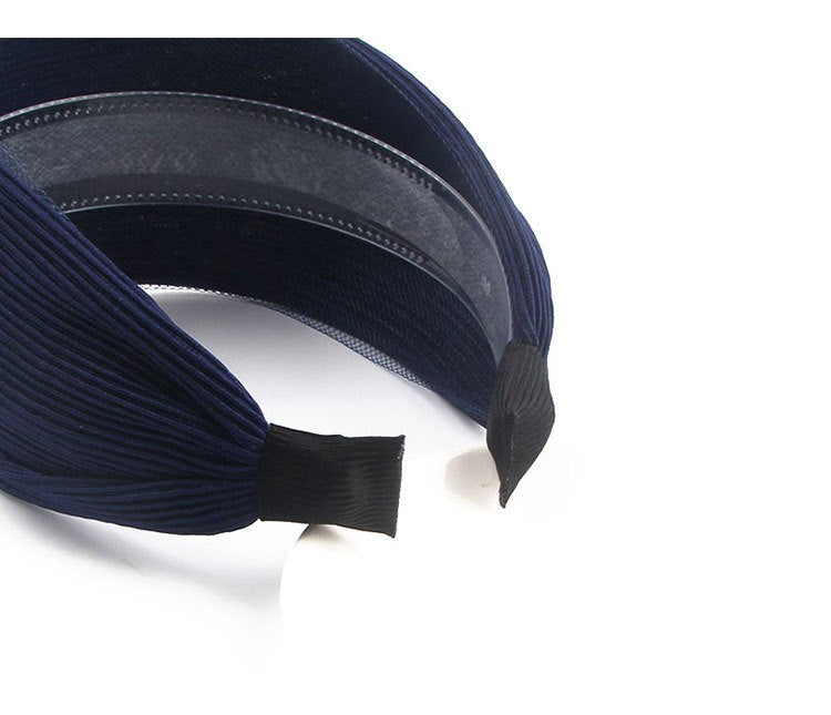 9cm-wide plain pleated headband