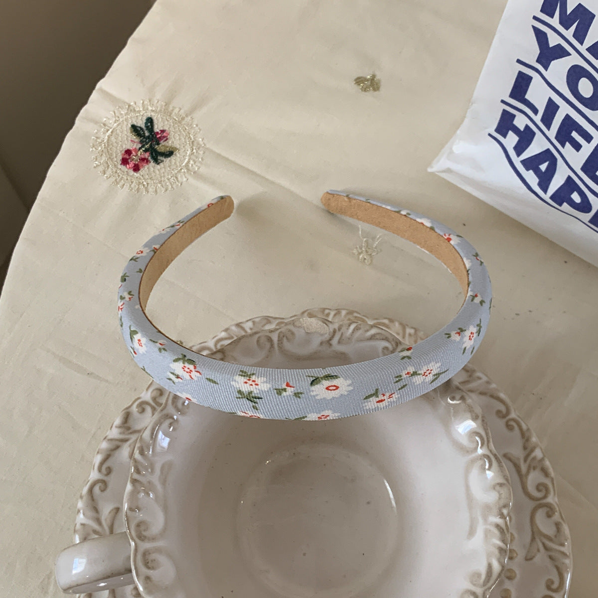 1cm wide printed headband in blue