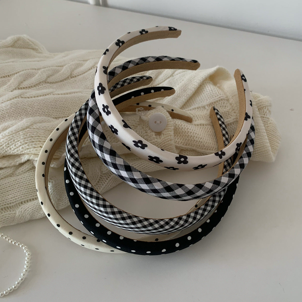 1cm wide printed headband in black white