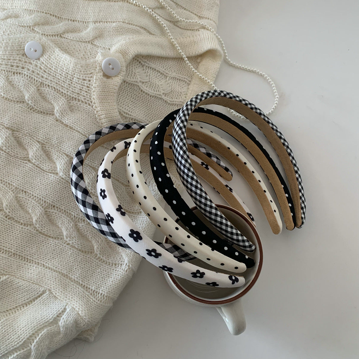 1cm wide printed headband in black white