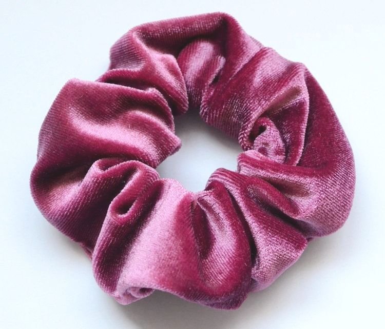 Small velvet scrunchies