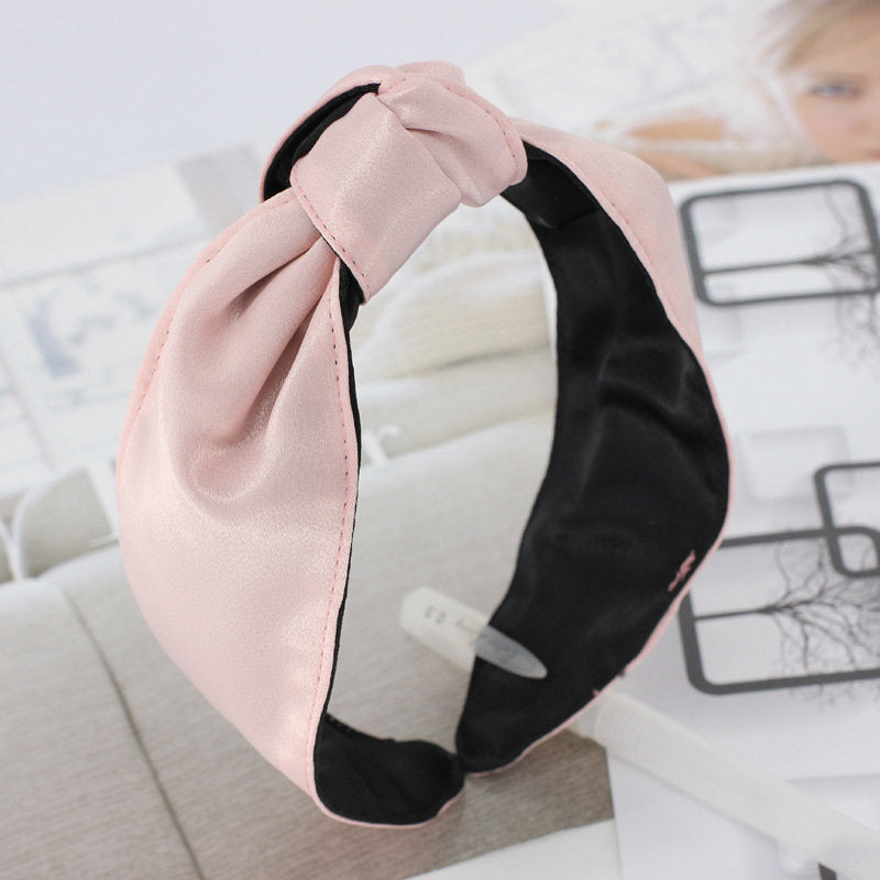 Glossy satin knotted headband